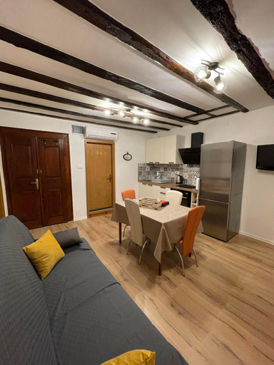 Others 4, Apartments Mora Cantada, Piran