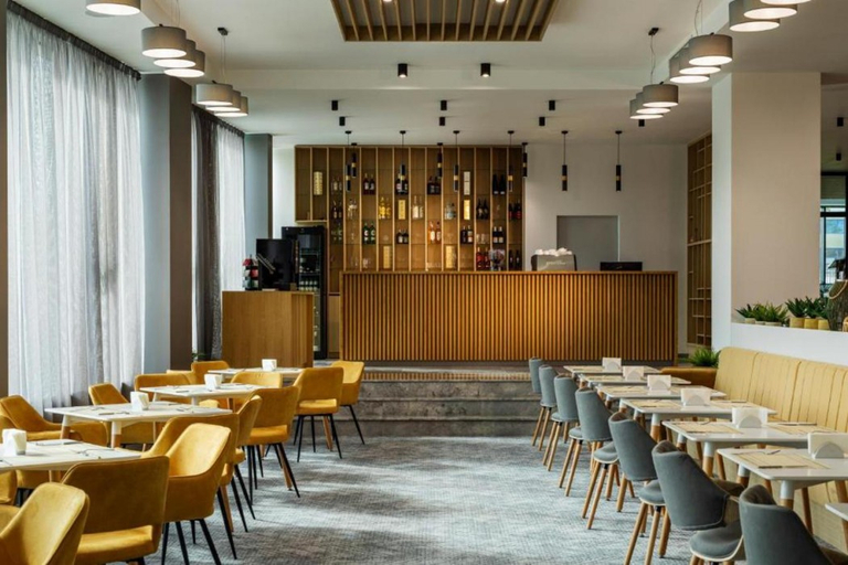 Food & Drinks 4, B1 City Hotel, Stolichna