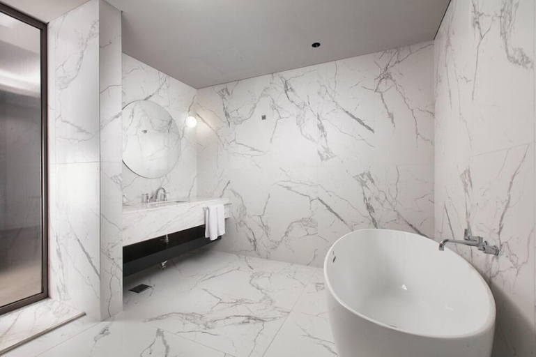 Bathroom 4, SR Hotel Suites, Seongnam