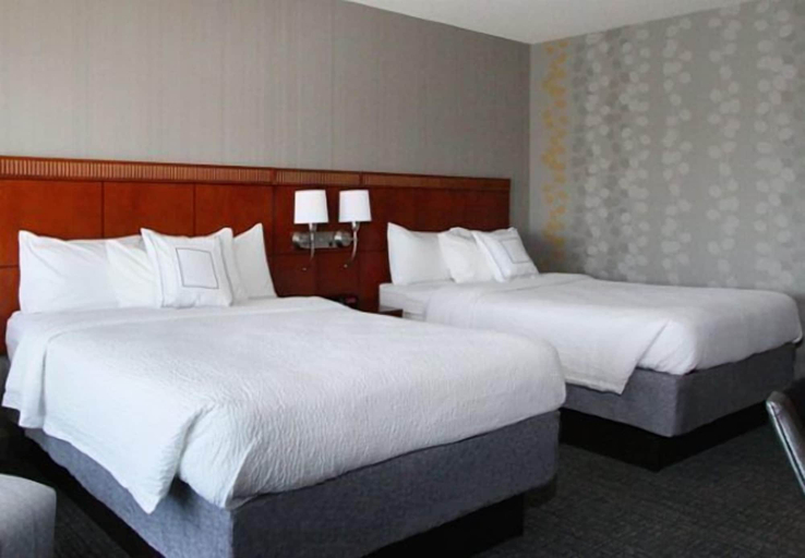 Bedroom 4, Courtyard by Marriott Salina, Saline
