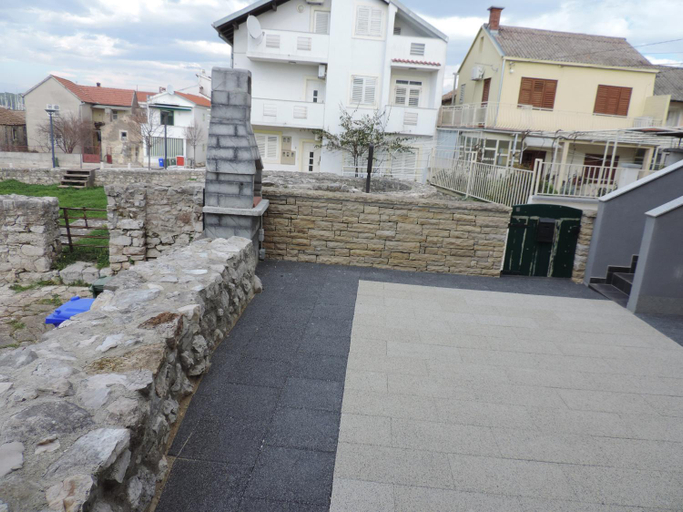 Others 2, Apartments Lori, Biograd na Moru