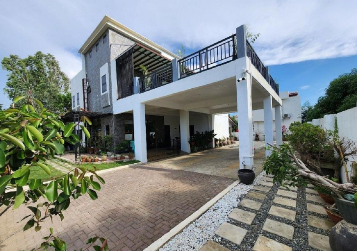 Exterior & Views 1, at the ALs Place, San Nicolas