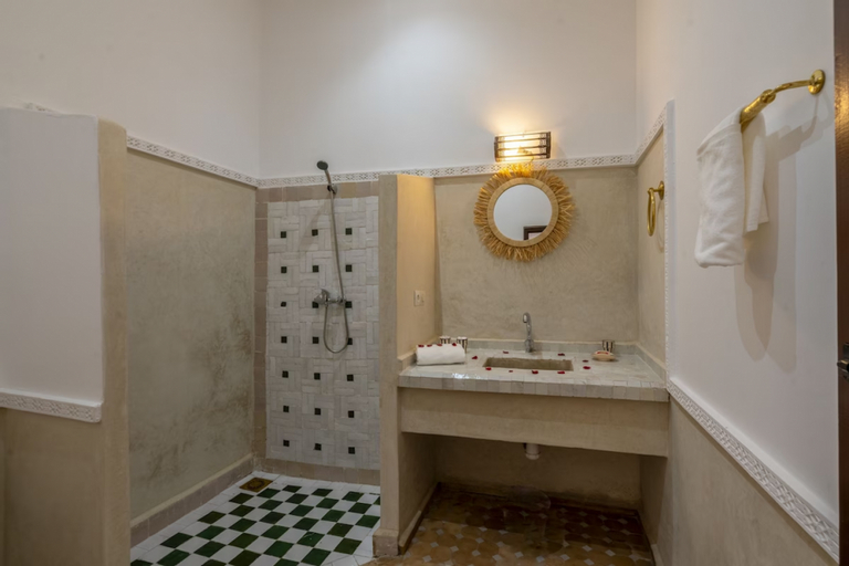 Bathroom 3, Riad Cornes de Gazelle, Marrakech
