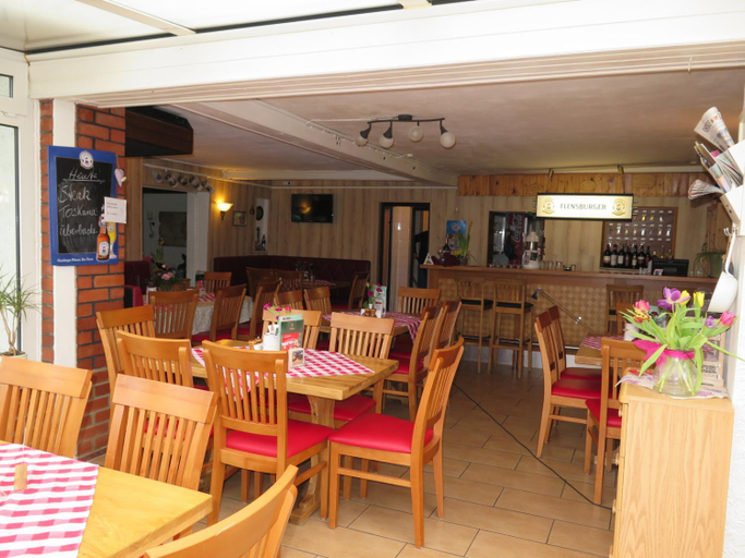 Food & Drinks 2, Uschi's Gasthof, Rostock