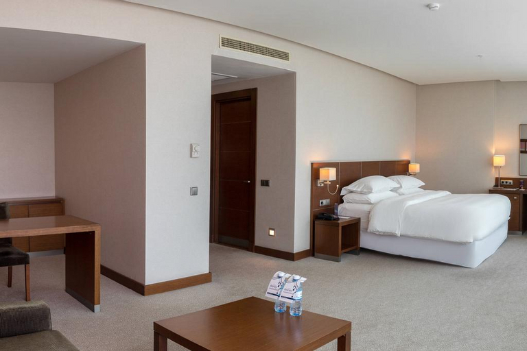 Bedroom 3, Fly Inn Baku, Baku