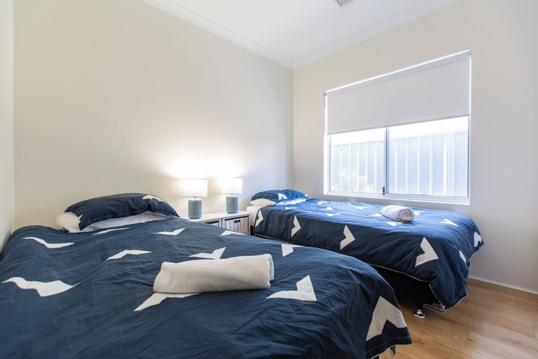 Bedroom 2, Contemporary Cove, Busselton