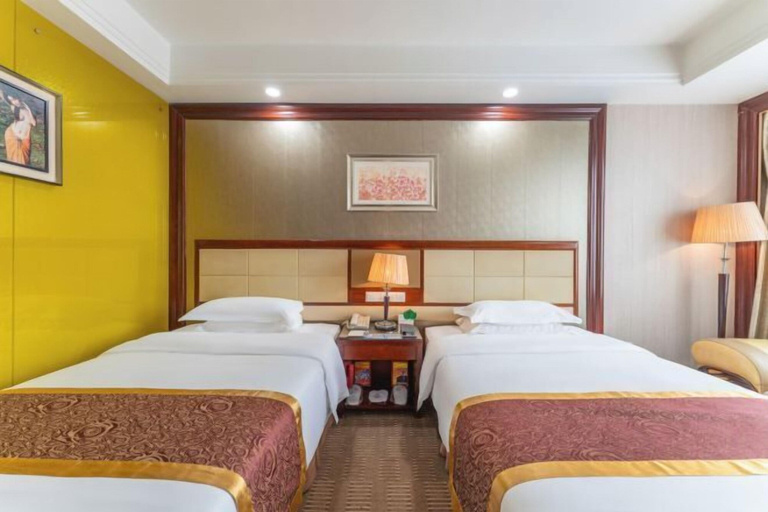 Bedroom 4, Huakang International Hotel, Qianjiang