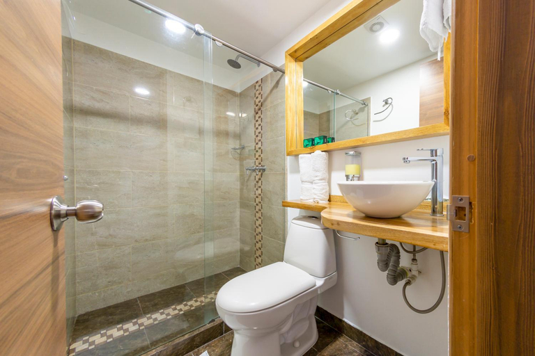 Bathroom 4, Hotel Ayenda Marckia 1901, Armenia