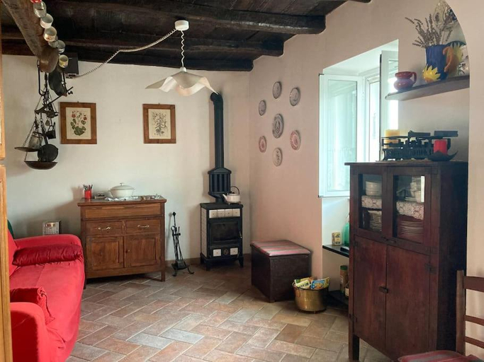 Others 5, Casa nel borgo - A Rigadea, La Spezia