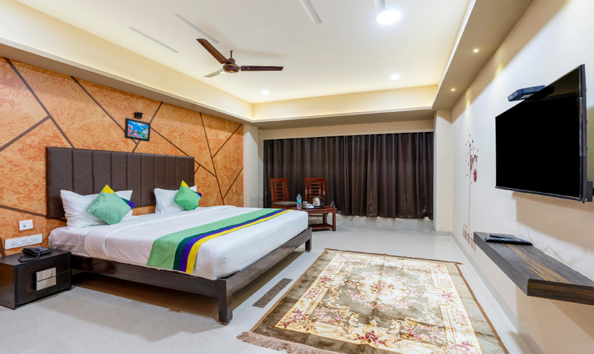 Bedroom 6