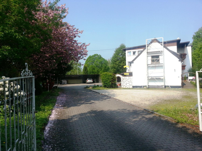 Hotel Saarland Lebach, Saarlouis