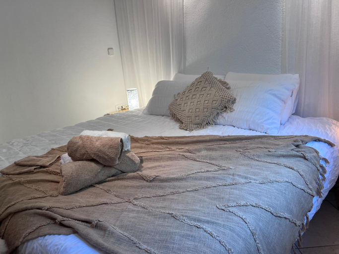 Bedroom 2, Boutique Casa Lapicida, Alicante