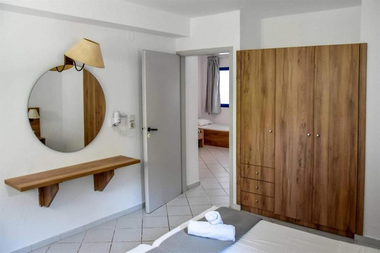 Bathroom 4, Yria Beach Hotel, Crete