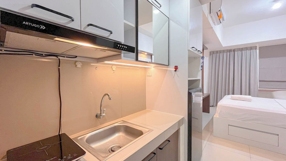 Bathroom 3, Comfort Studio Room At Vida View Apartment, Makassar