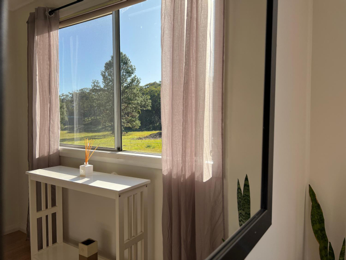 Others 5, Dora Creek Cottage, Lake Macquarie - West