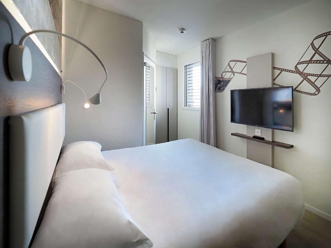 Bedroom 19