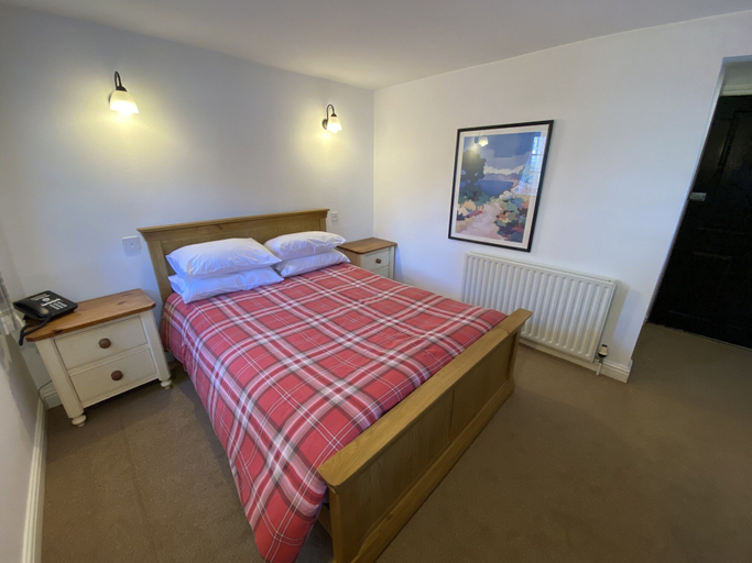 Bedroom 2, The White Hart, Milton Keynes