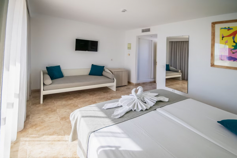 Bedroom 2, Hotel Canyamel Classic - Adults Only, Baleares
