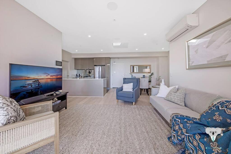 Others 5, KozyGuru / Wentworth Point / 2B / NWP017-15080, Auburn