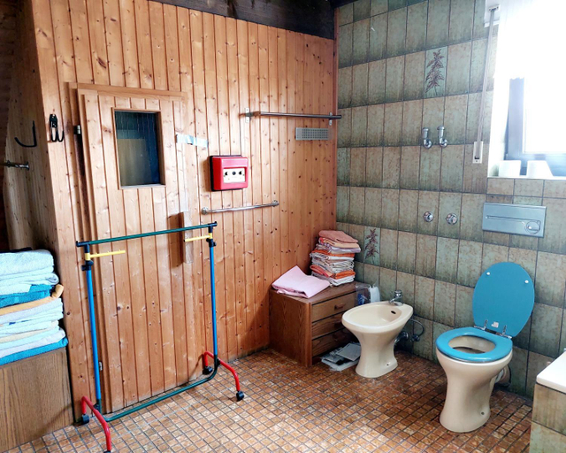 Bathroom 2, Zimmer im Landhaus, Heinsberg
