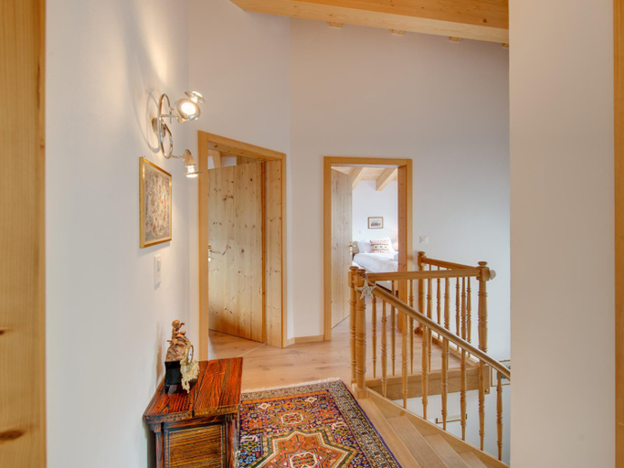 Others 3, Chalet Ulysse, Visp