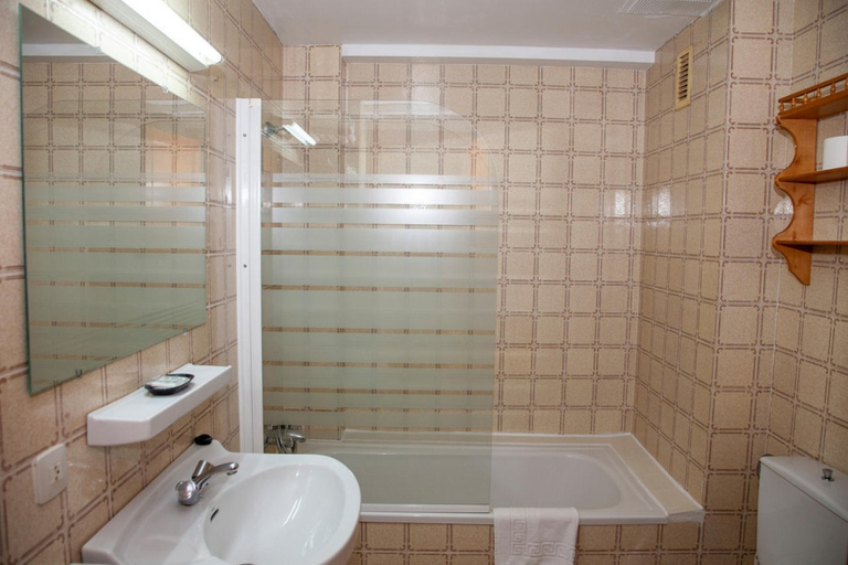 Bathroom 5, Bon Aire Apartamentos, Baleares