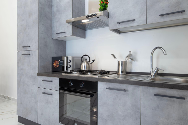 Others 5, Irooms Foria 215, Napoli