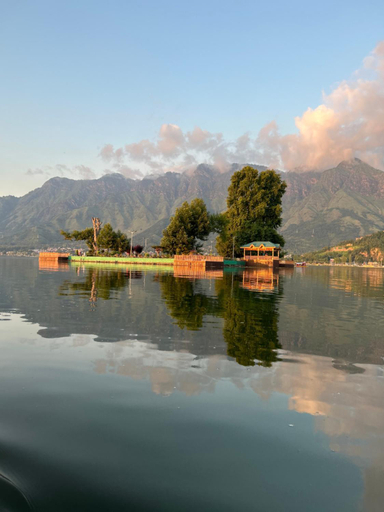 Others 3, Houseboat Bendmeer Heritage, Srinagar