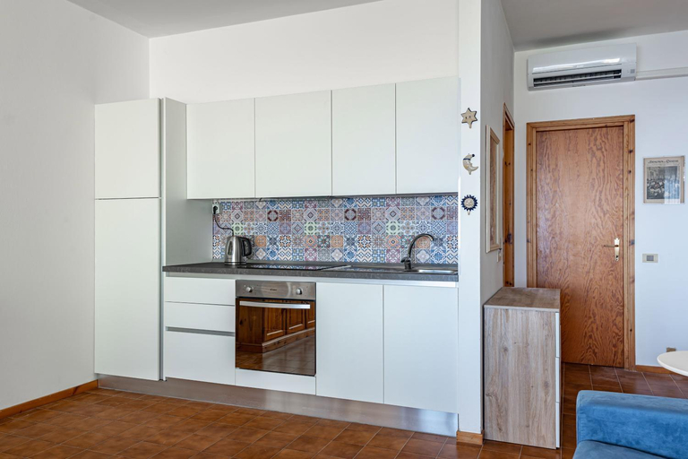 Others 4, HOST4U - LISA&MAGGIE Pool Apartments with Beautiful View on Lake of Garda, Brescia