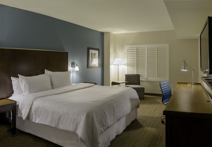 Bedroom 4, Four Points by Sheraton Cocoa Beach, Brevard