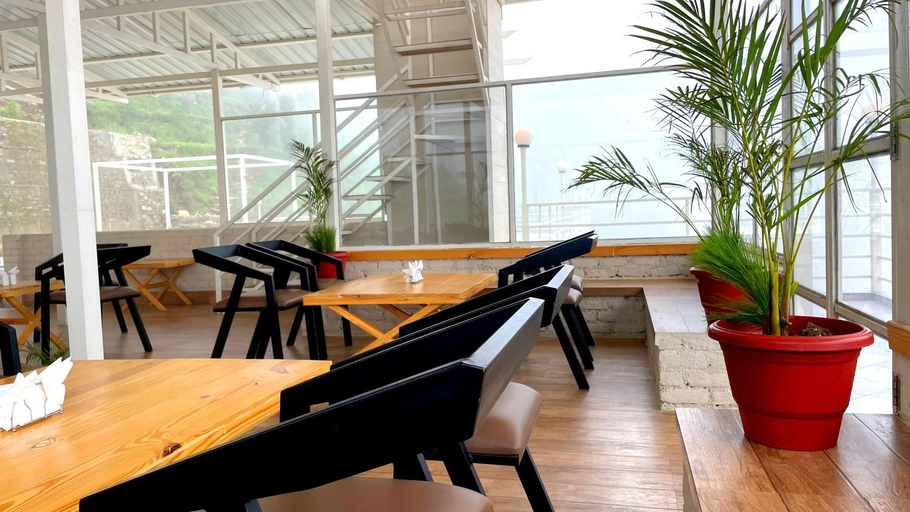 Food & Drinks 5, Onehouse Resort Lansdowne, Garhwal
