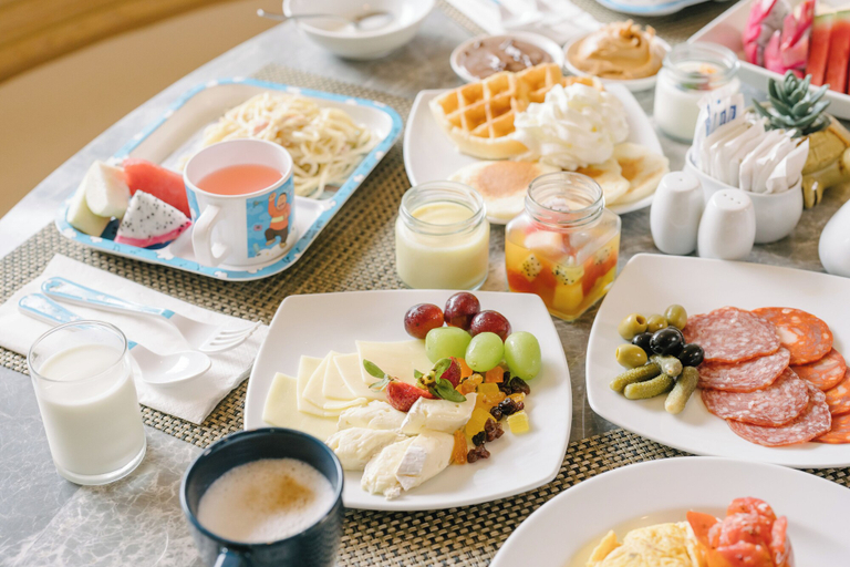 Food & Drinks 5, Meet Holiday Hotel, Phuket Island