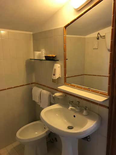 Bathroom 12