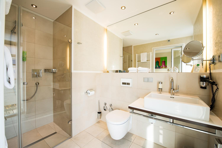 Bathroom 4