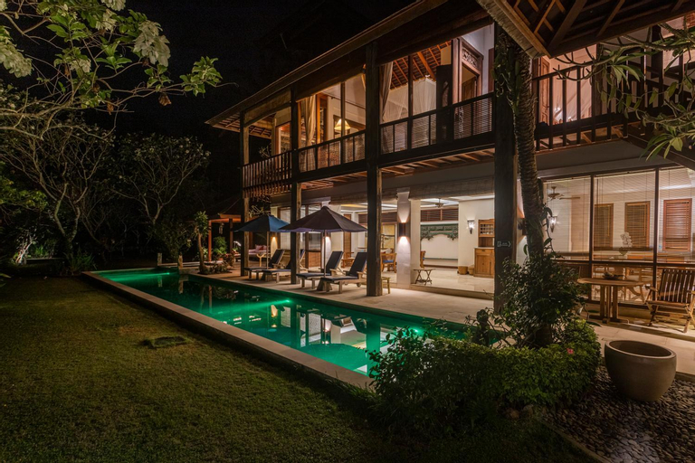 Swimming Pool 15