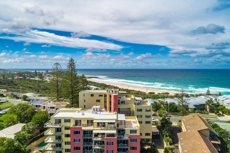 Exterior & Views 1, Grandview Apartments, Ballina