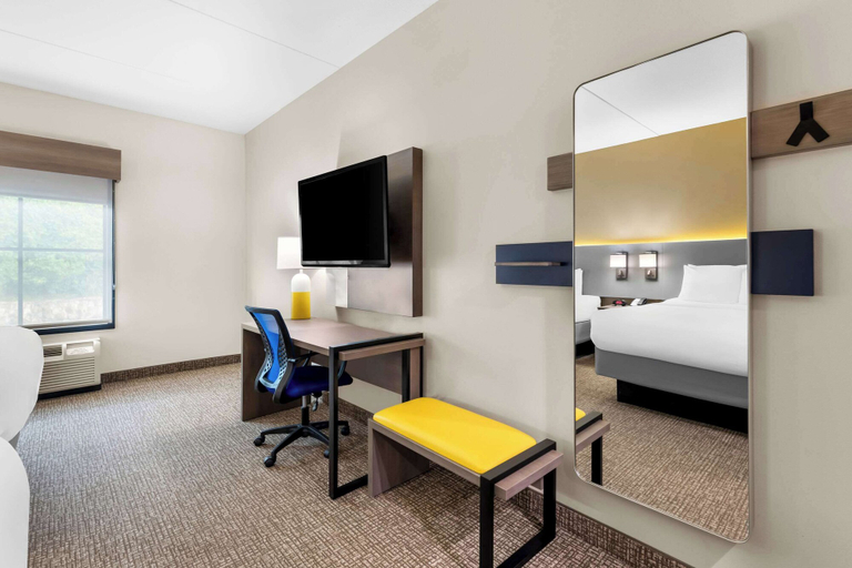 Bedroom 3, Comfort Inn Harriman, Roane