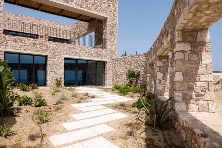 Exterior & Views 1, KOIA All Suite Wellbeing Resort, South Aegean
