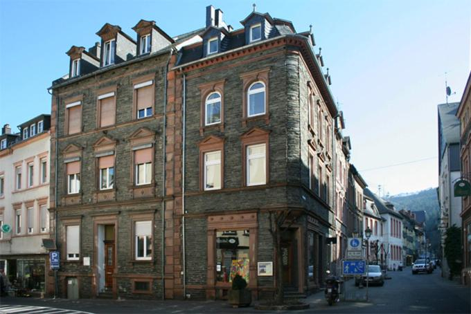 Others 3, Strumpfeck Suites, Bernkastel-Wittlich