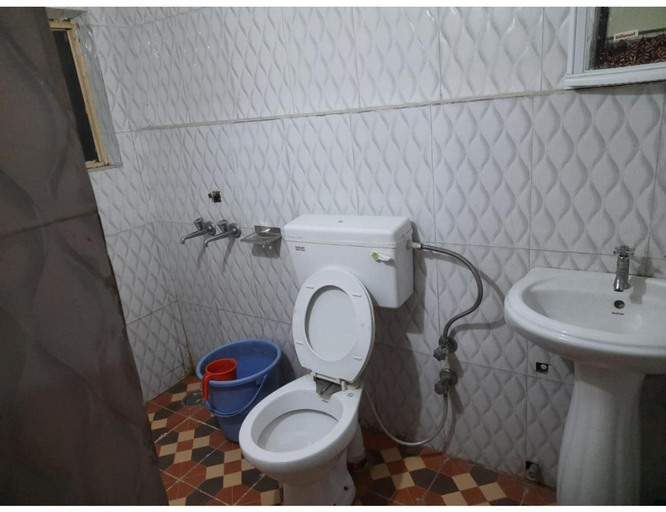 Bedroom 3, Hotel Wonderland, Pahalgam, Anantnag