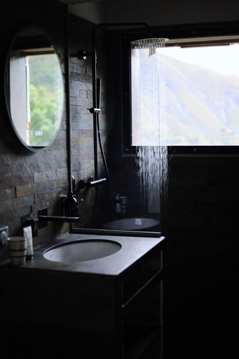 Bathroom 4, Les Cedres - Hotel, Restaurant & Spa, Savoie