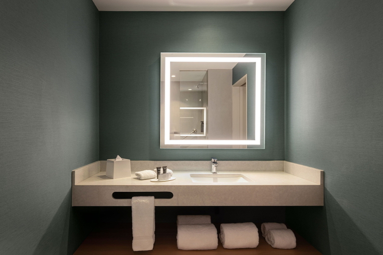 Bathroom 4, Fairfield by Marriott Lima Miraflores, Lima