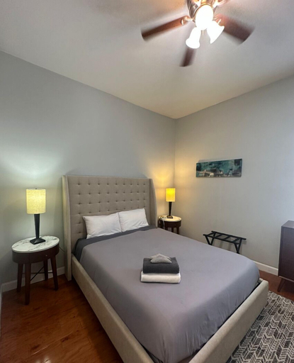 Bedroom 2, 2BR WD Forest Park Barnes Hospital Zoo, Saint Louis