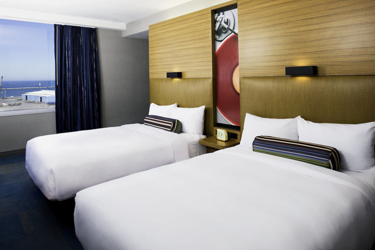 Bedroom 4, Aloft by Marriott Cleveland Downtown, Cuyahoga