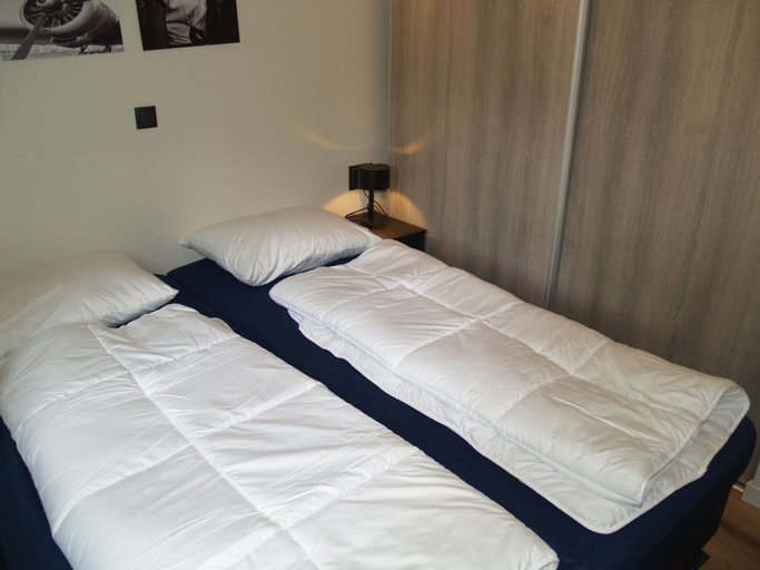 Room 4, Modern Chalet With Dishwasher on a Holiday Park, De Wolden