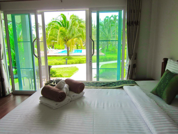 Bedroom 2, Hongte Khaolak Resort, Takua Pa