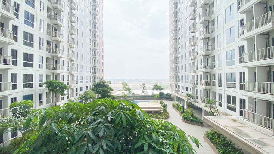 Exterior & Views 2, Warm And Simply Look Studio Apartment Tokyo Riverside Pik 2, Tangerang