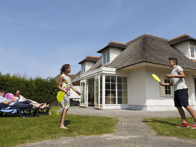 Others 2, Villa in Domburg Near North Sea Beach, Veere