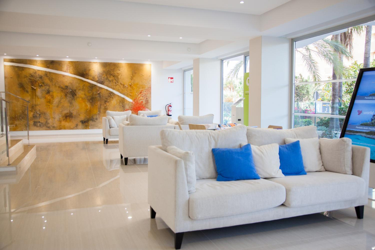 Public Area 4, Globales Panama - Adults Only, Baleares