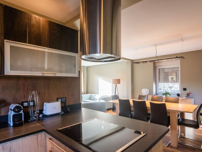 Private kitchen 4, Spacious Stay in Lemberg, Moselle